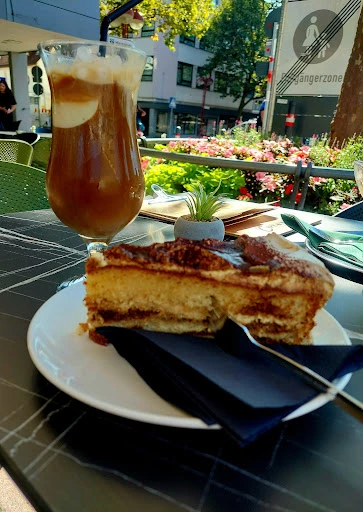CAFÉ & MORE Am Marktplatz  photo 4